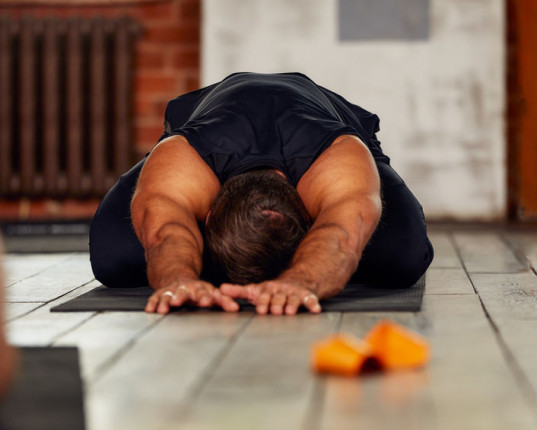Les bienfaits de la pratique du yoga pour les hommes