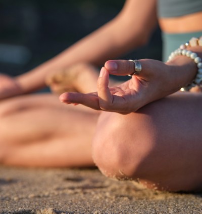 Le Chin Mudra à travers les gunas Chin Mudra
