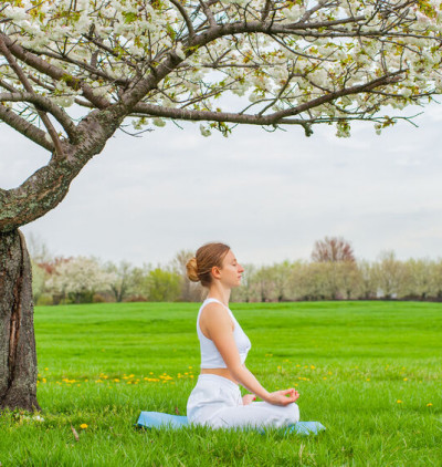 Pourquoi faire du yoga en plein air ? Chin Mudra