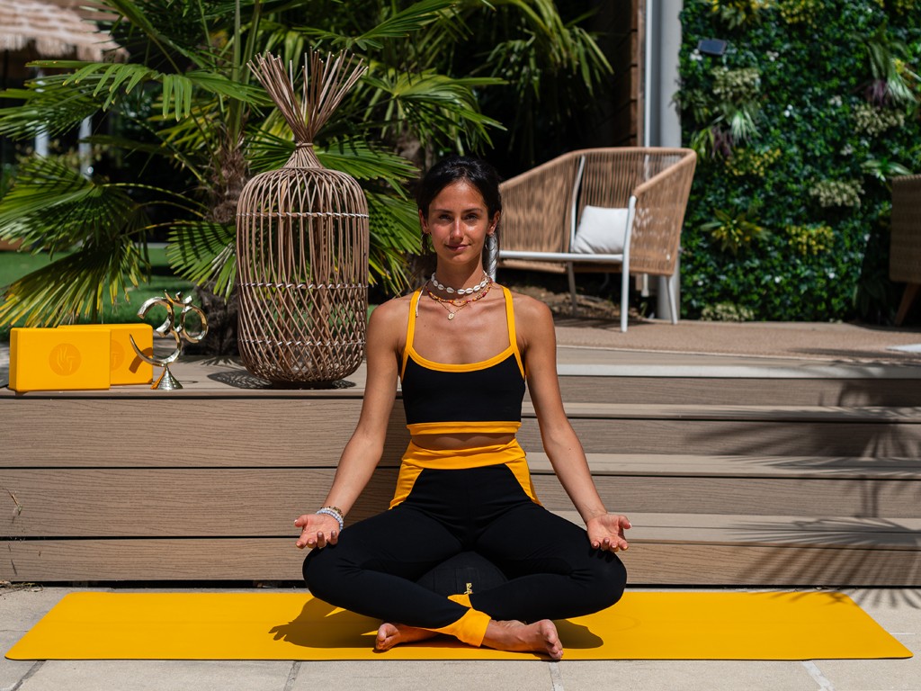 Brique de yoga - 23 x 15 x 7.6 cm Jaune Safran