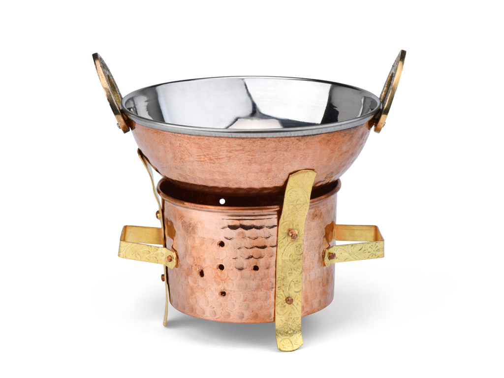 Hot oil In copper and stainless steel