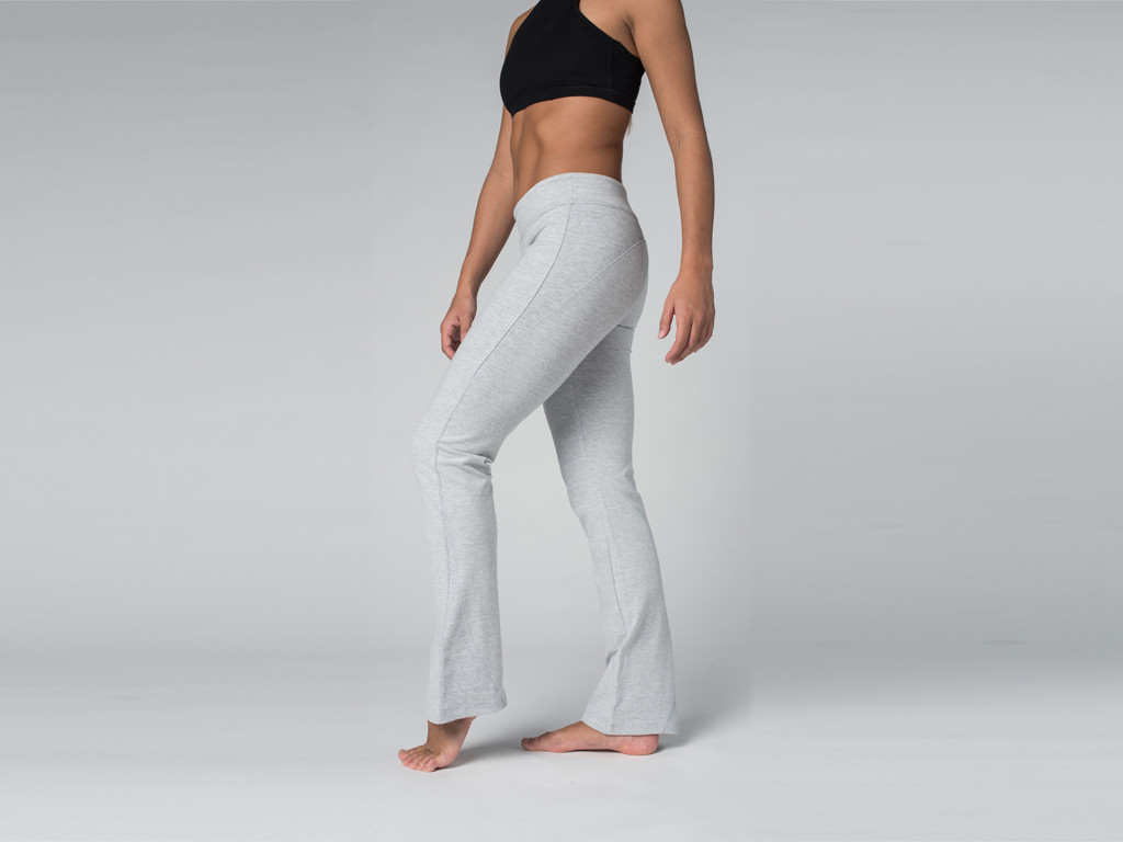 Chic yoga trousers – 95% Organic cotton and 5% Lycra Grey