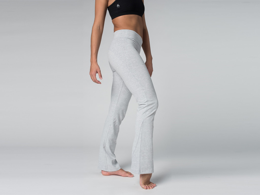 Chic yoga trousers – 95% Organic cotton and 5% Lycra Grey