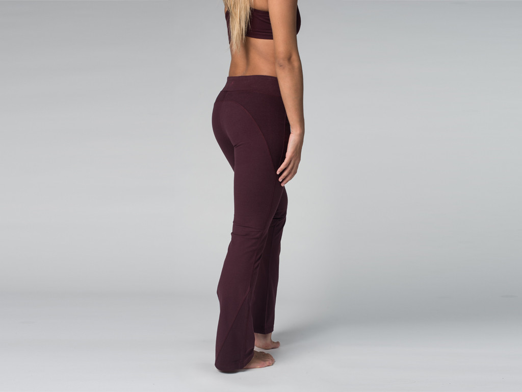 Pantalon de yoga Chic - 95% coton Bio et 5% Lycra Prune