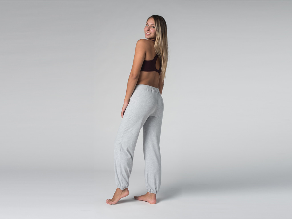 Coole Yogahose – 95 % Bio-Baumwolle und 5 % Lycra Grau