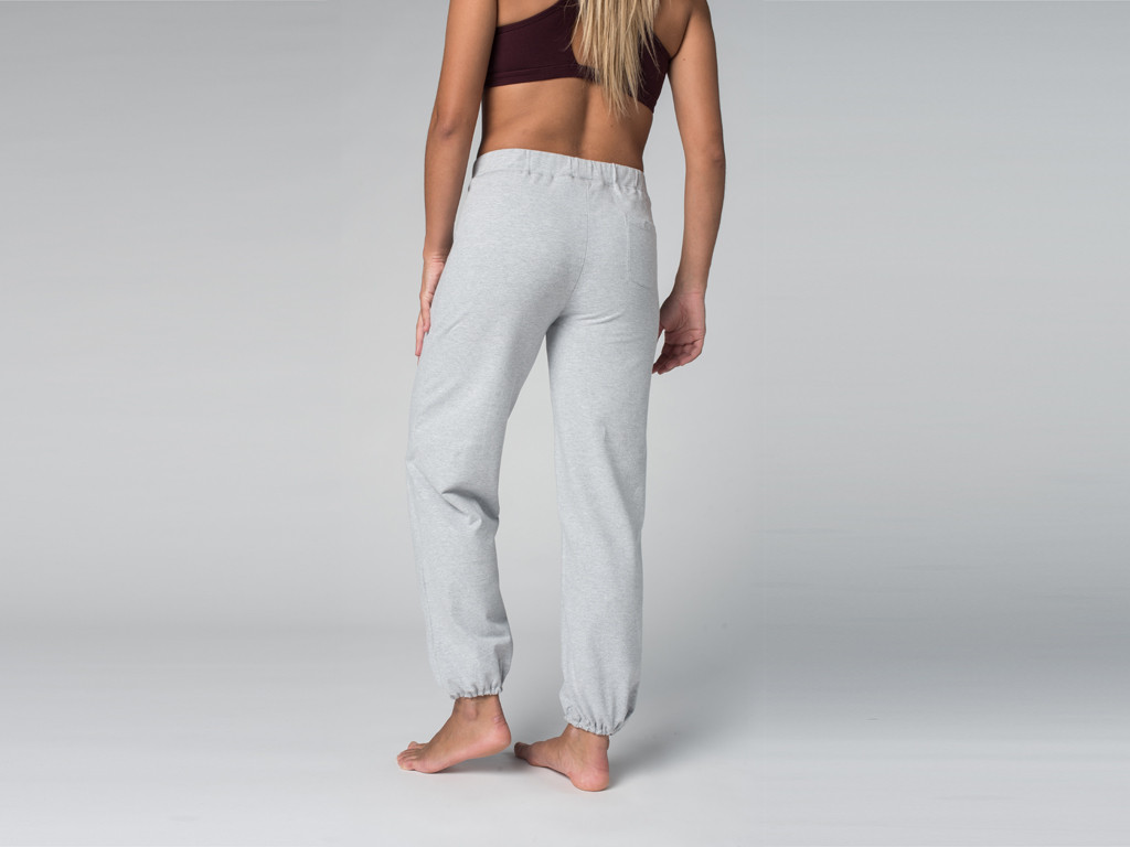 Coole Yogahose – 95 % Bio-Baumwolle und 5 % Lycra Grau
