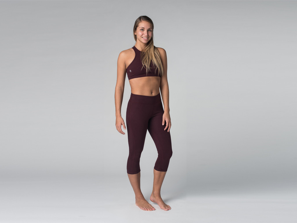 Pantalon de yoga Corsaire CAPRI 95% coton Bio et 5% Lycra Prune - Fin de Serie