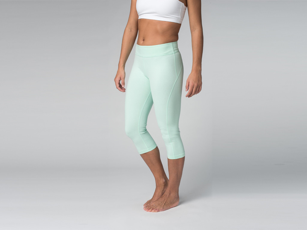 Pantalon de yoga Corsaire CAPRI 95% coton Bio et 5% Lycra Vert Lagon - Fin de Serie