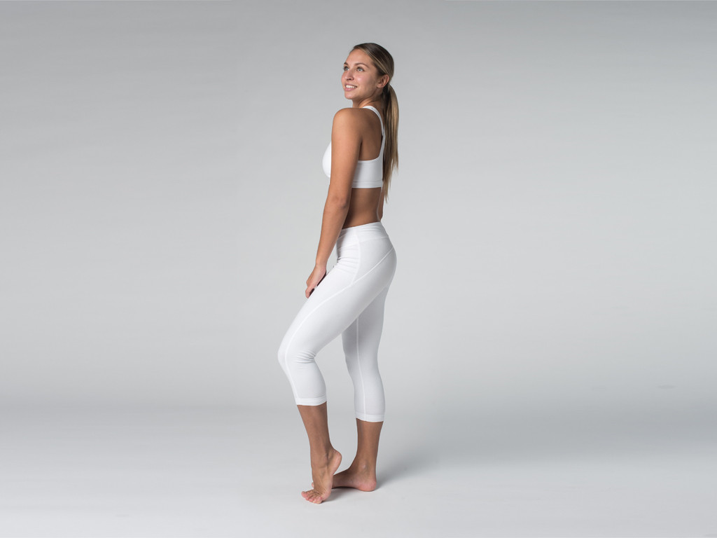 Pantalon de yoga Corsaire CAPRI 95% coton Bio et 5% Lycra Blanc - Fin de Serie