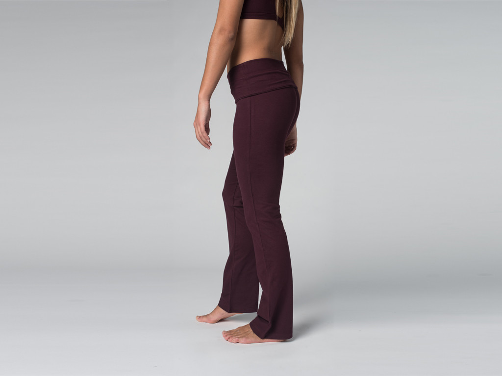 Pantalon de yoga Jazz - 95% coton Bio et 5% Lycra Prune
