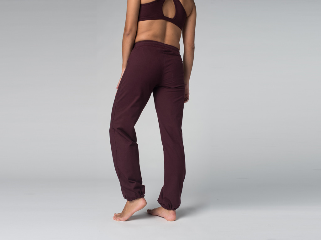 Pantalon de yoga Param - 95% coton Bio et 5% Lycra Prune - Fin de Serie