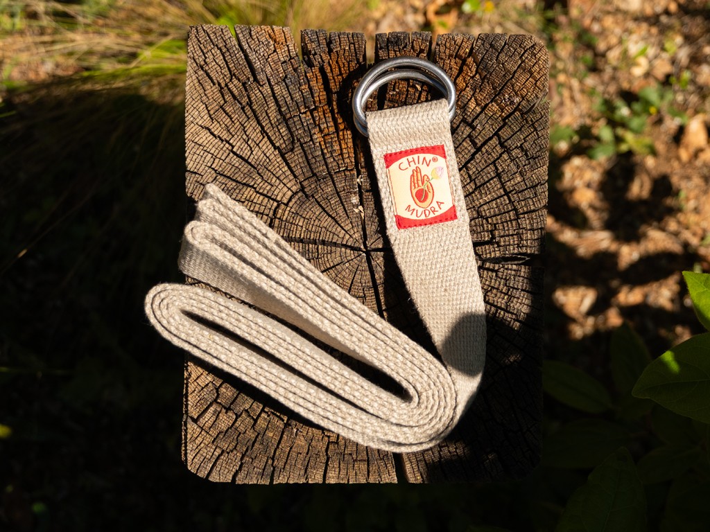Cinturino da yoga in canapa naturale biologica con fibbia a mezzaluna 43,5 cm x 12 cm
