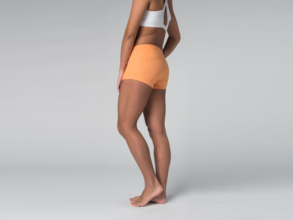 Short de yoga 95% coton Bio et 5% Lycra Mango - Fin de Serie