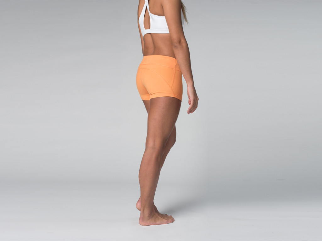 Short de yoga 95% coton Bio et 5% Lycra Mango - Fin de Serie