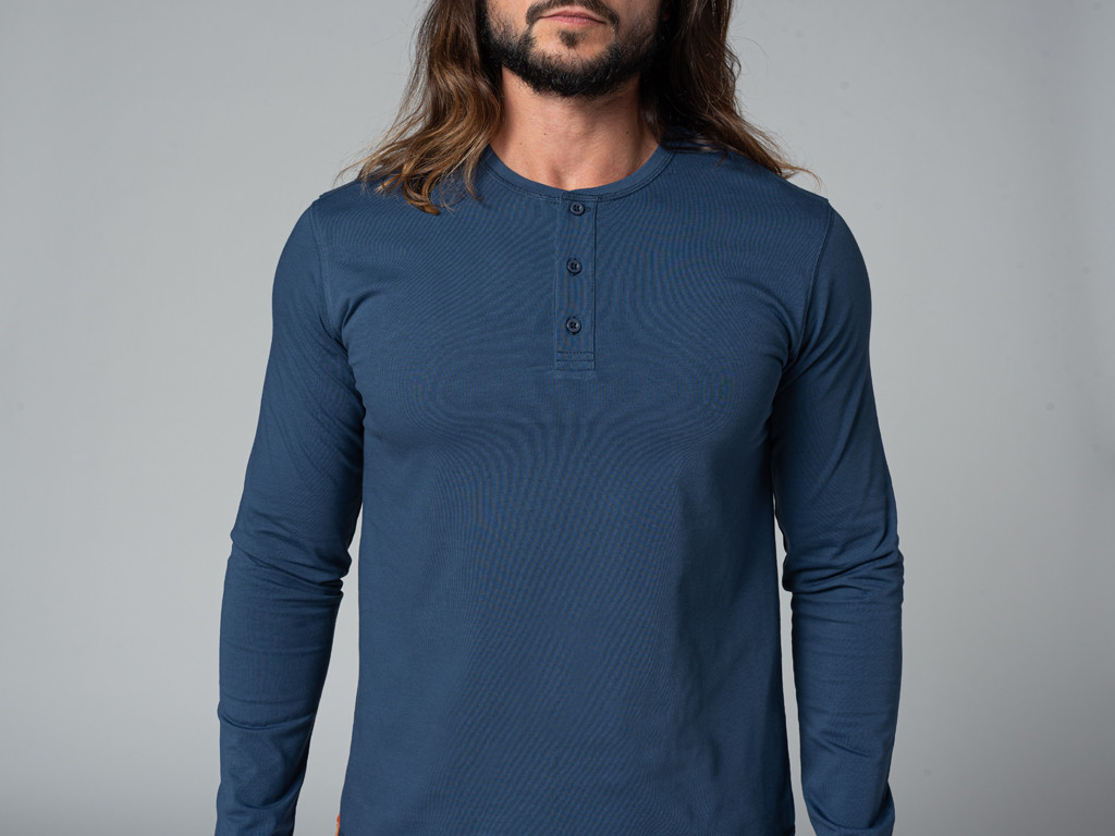 TAPAN 3-Knopf-T-Shirt 100 % Bio Blau