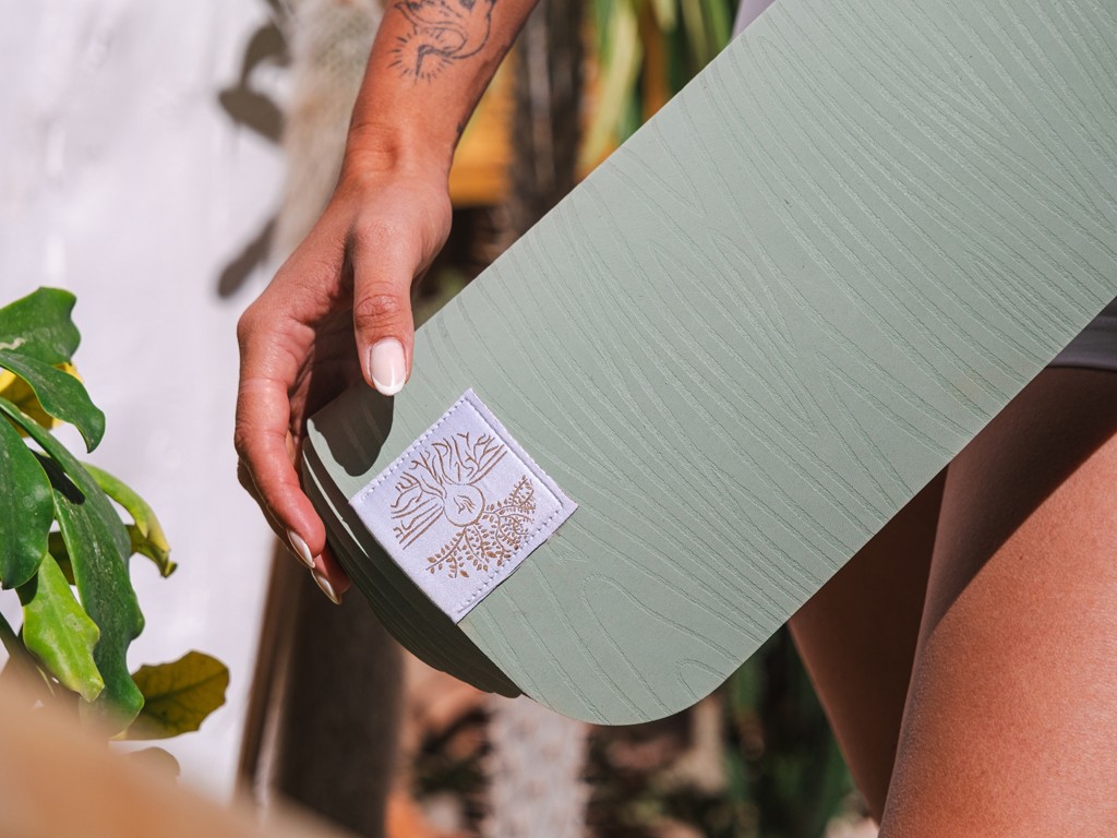 Tapis de Yoga Natural Mat 5mm 185 cm x 65 cm x 5 mm - Vert Amande