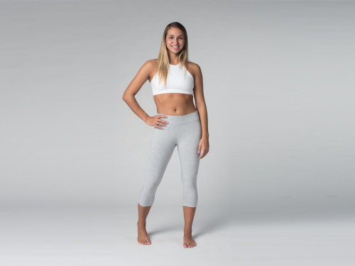 Article de Yoga Pantalon de yoga Corsaire CAPRI 95% coton Bio et 5% Lycra Gris Perlé - Fin de Serie