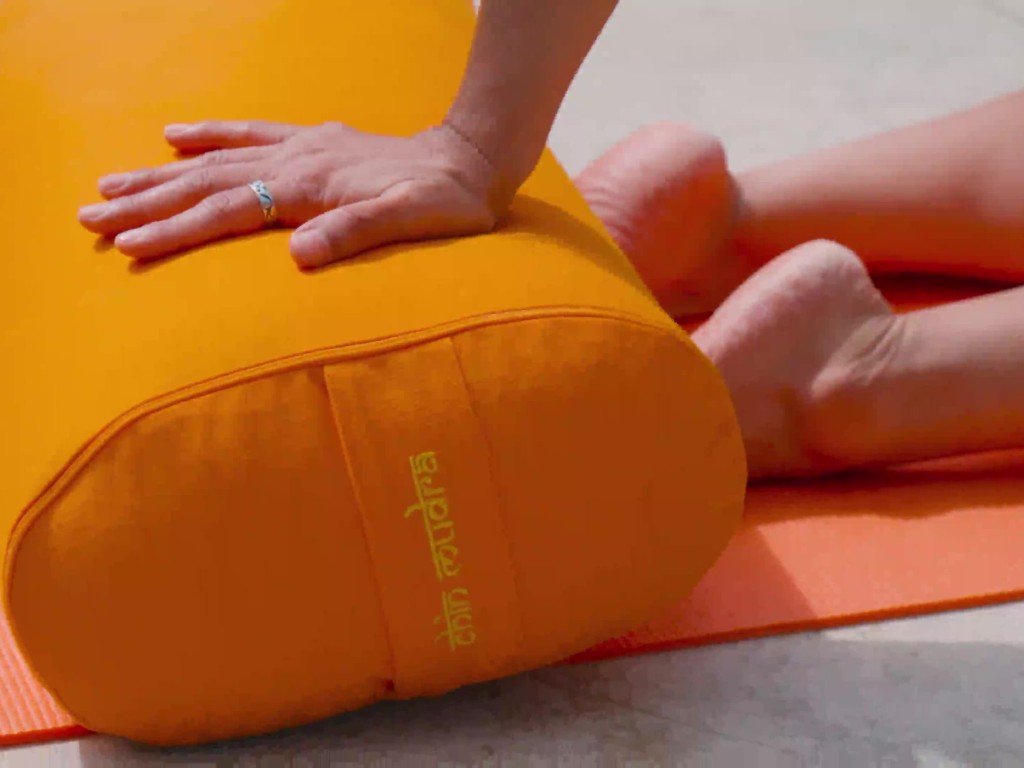 Article de Yoga Bolster de yoga Ovale KAPOK 100 % coton Bio 60 cm x15 cm x 30 cm Vert